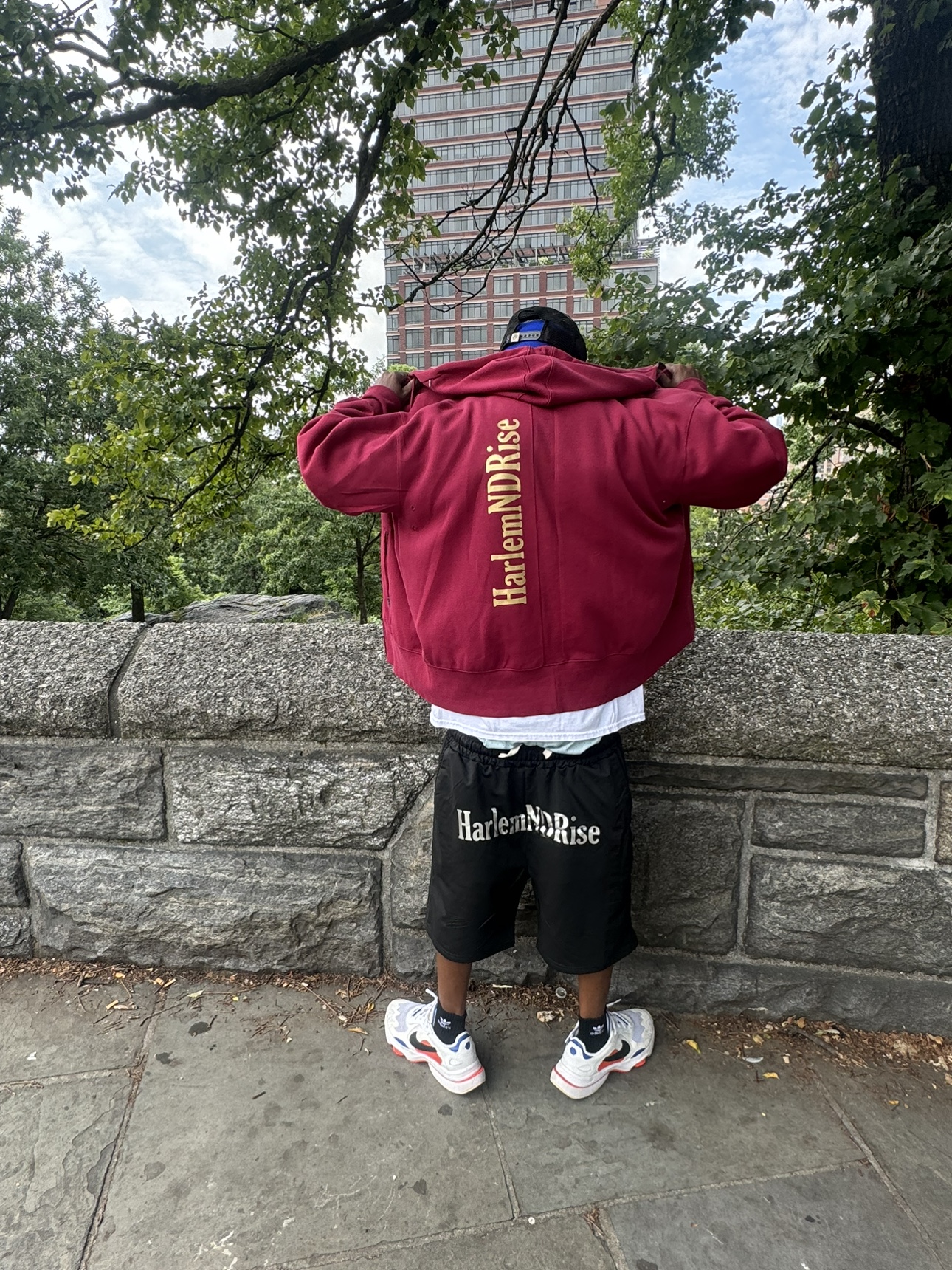 Suits and stuff image indicator(3)