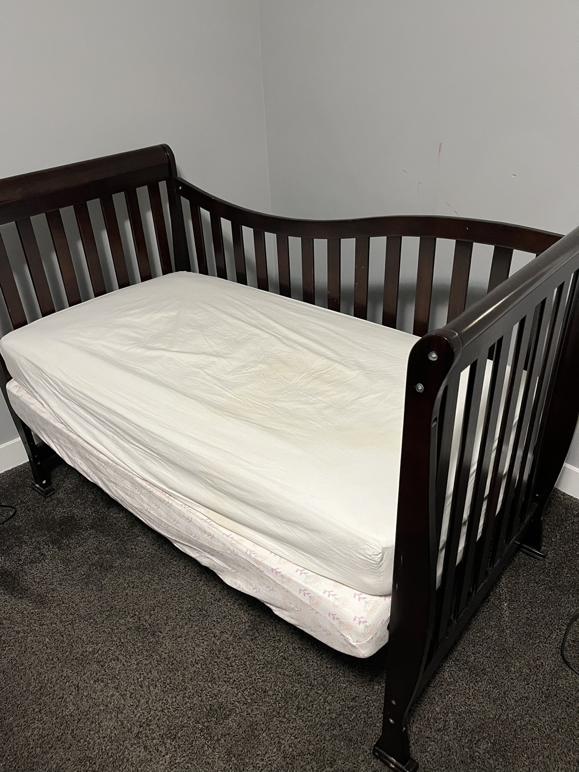 Convertible Crib
