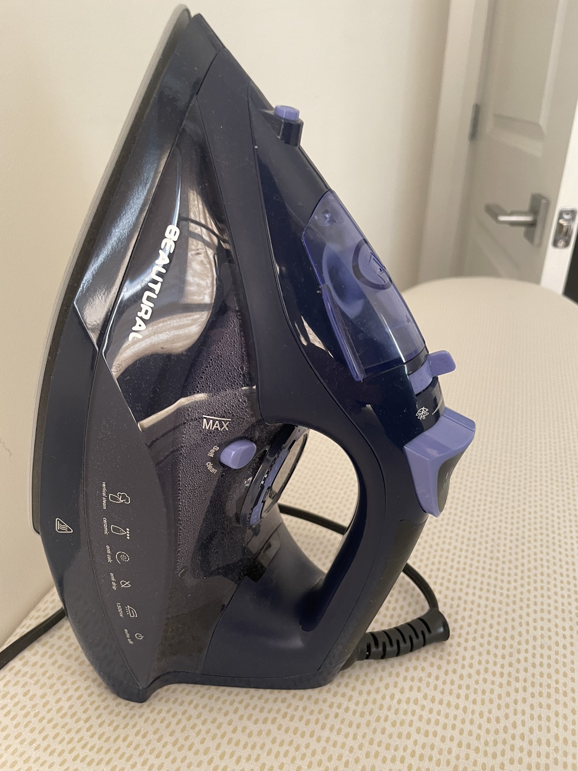 Ironing board + Beautural ceramic iron - photo 3