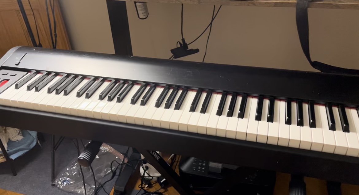 M-Audio Hammer 88 Weighted MIDI Keyboard - photo 2