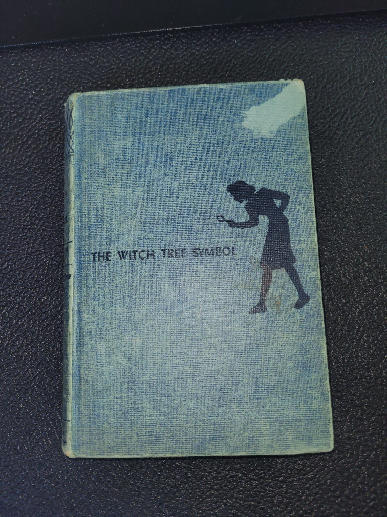 First Edition Nancy Drew Mystery - The Witch Tree Symbol