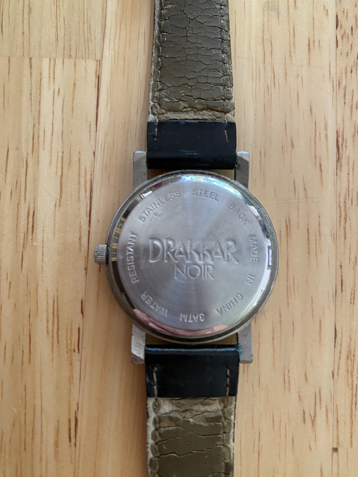 Vintage Drakkar Noir Watch image indicator(3)