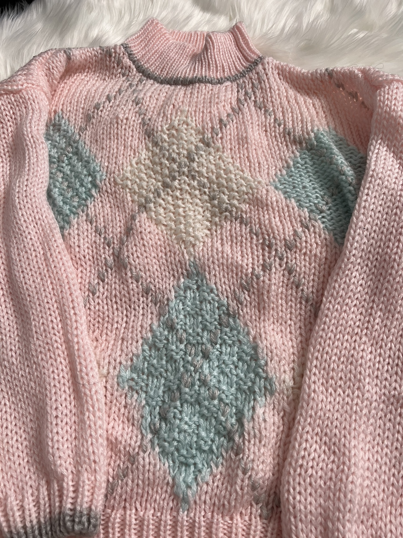 Pink Argyle Sweater image indicator(3)