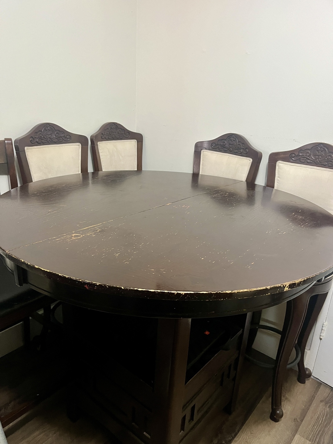 Dinning table + 4 chair(Delivery included) - photo 3