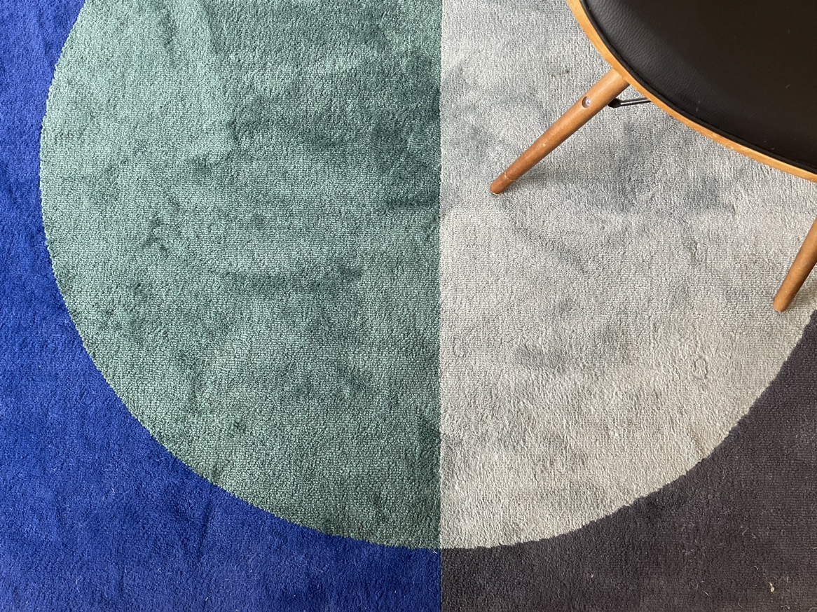 A carpet - photo 2