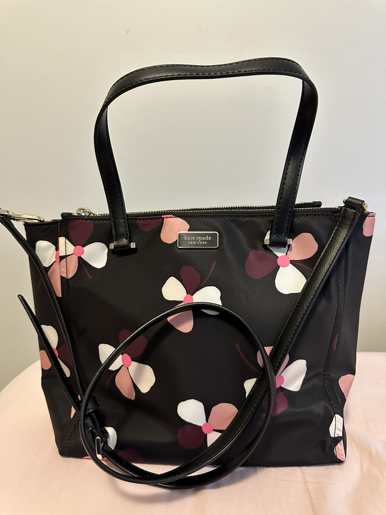 Kate Spade New York Handbag