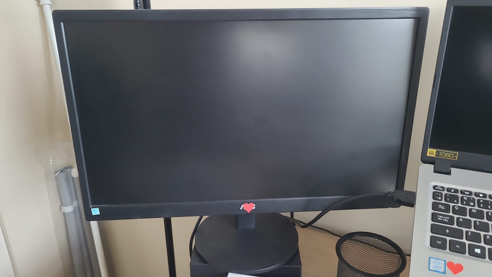 AOC Monitor 21" Full HD