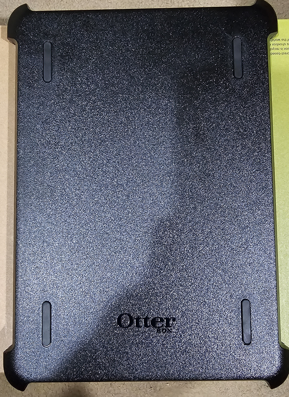 Ipad 7th generation 128GB With WiFi and Cellular + 2 Cases image indicator(6)