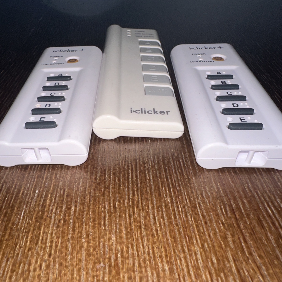 2 iclicker+ and 1 iclicker (student bundle) image indicator(3)