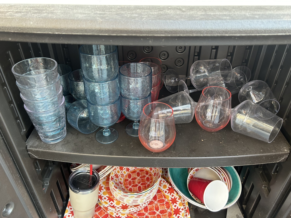 Outdoor storage on wheels - photo 3