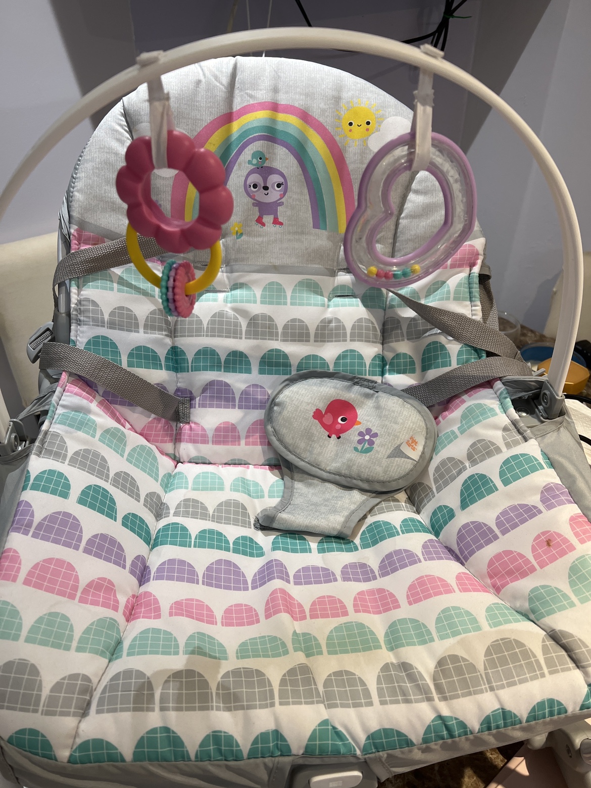 Baby chair with vibration