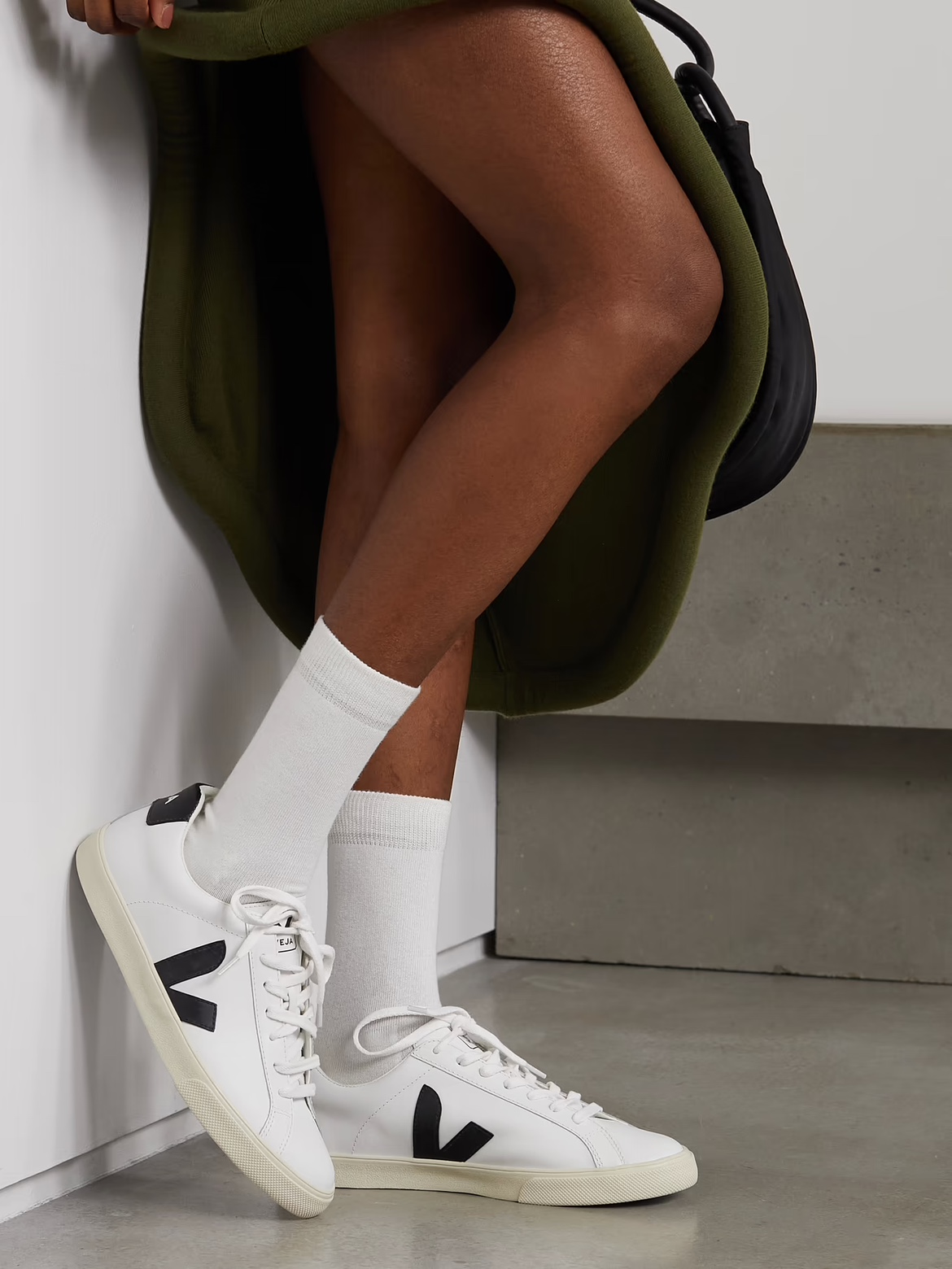 VEJA Esplar Logo Leather Sneakers - photo 2