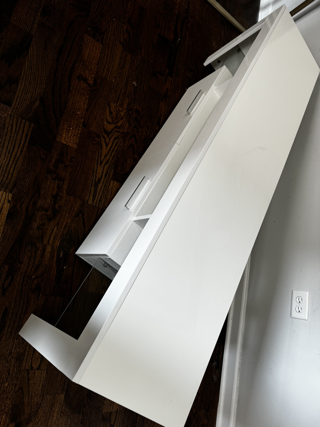 White tv stand - photo 4