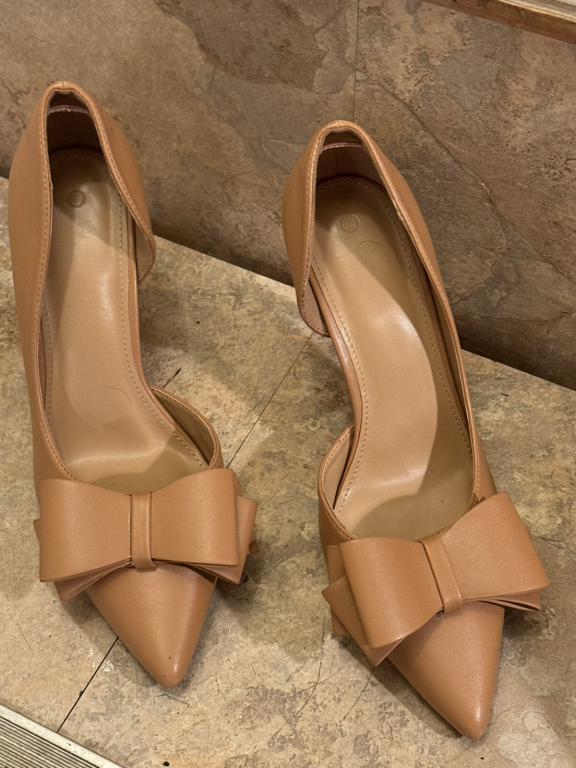 Brown Bow Heels