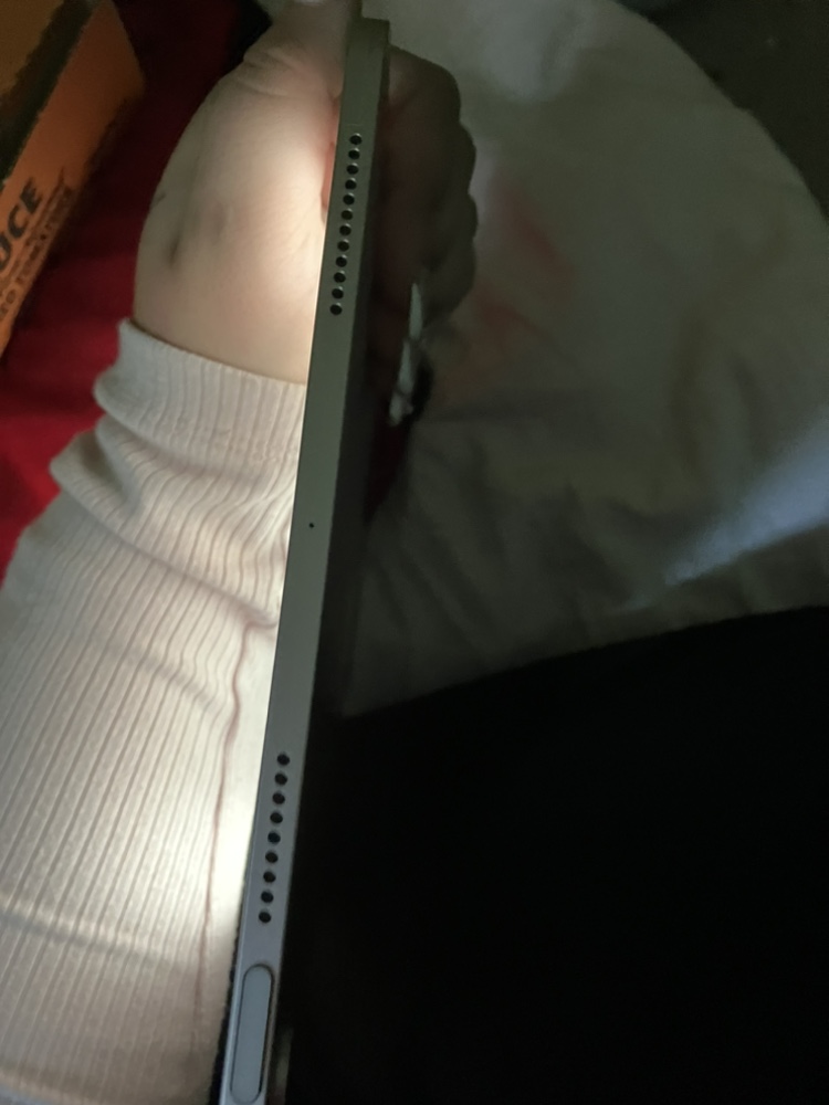 iPad Air 5th Gen 64GB Space Grey - photo 3