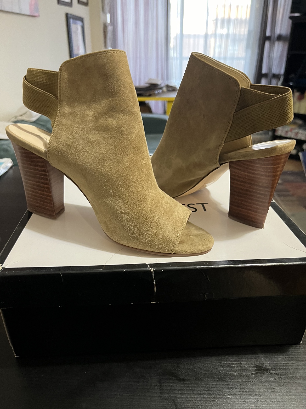 Nine West Women’s Suede Leather Open Toe Ankle Boots Size 8 image indicator(2)