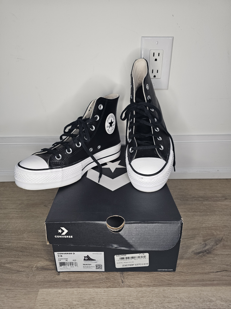 Converse Chuck Taylor  Platform High Top thumbnail