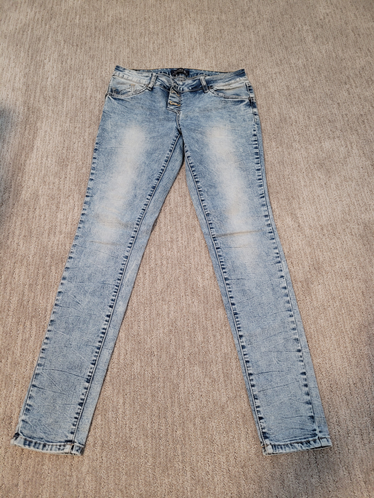 jeans thumbnail