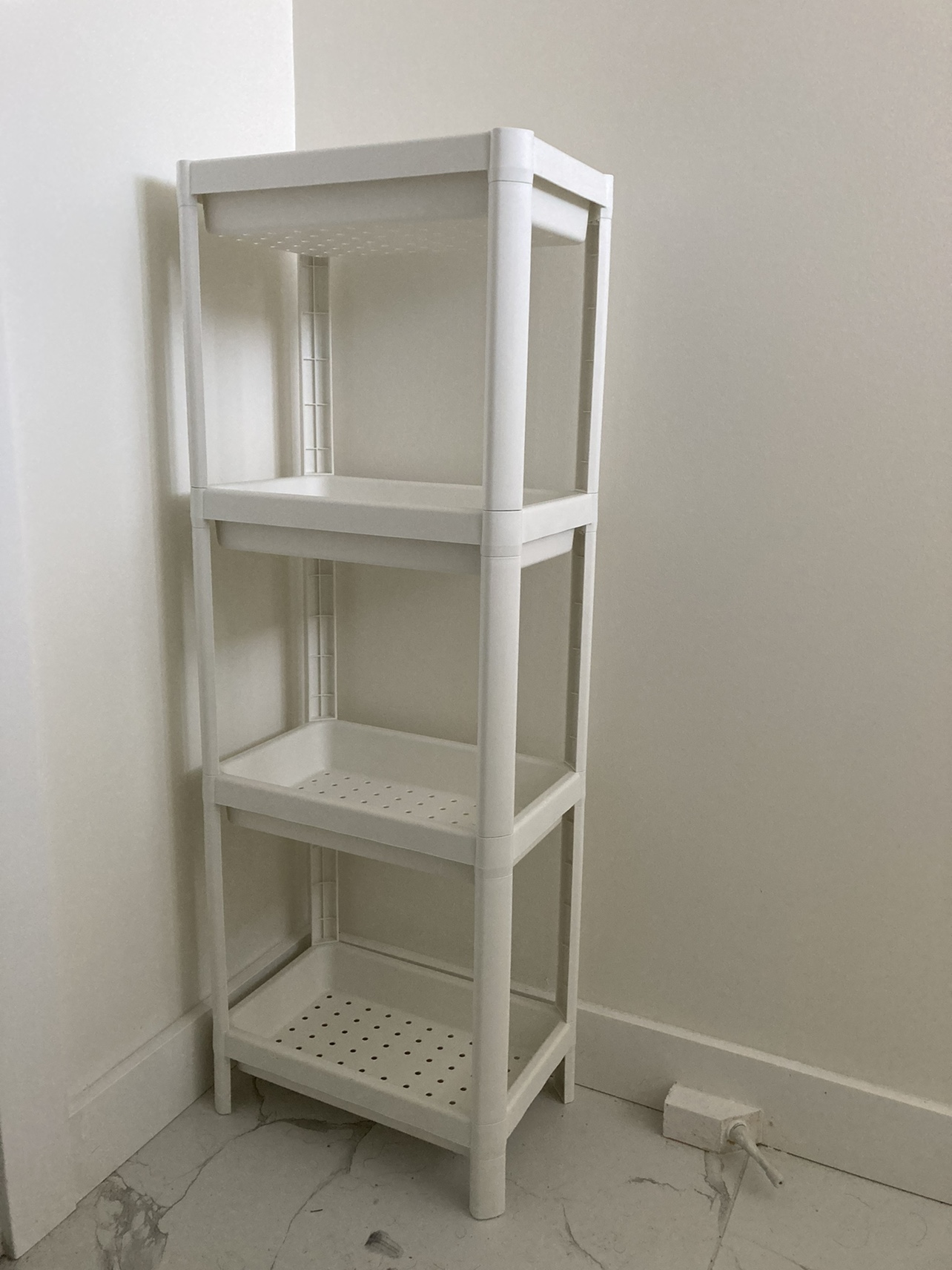 White Plastic 4 Tier Shelving Unit