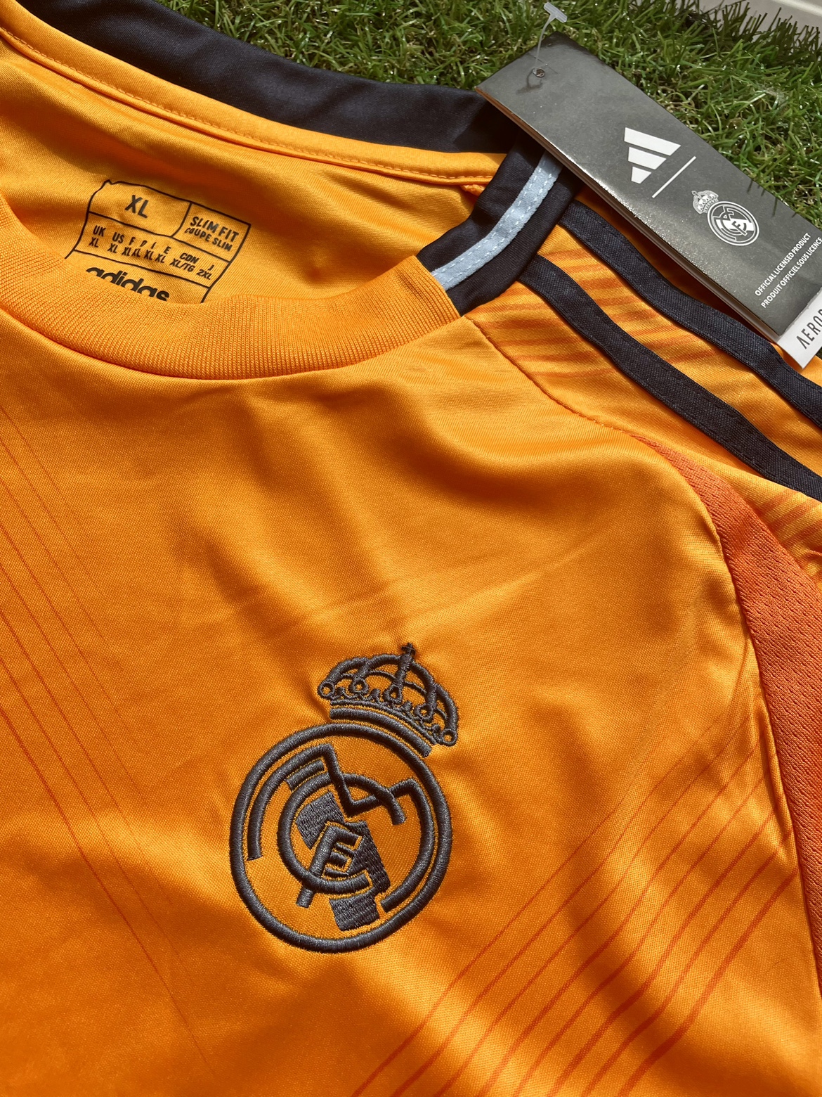 Real Madrid Away Soccer/ Football Jersey - 24/ 25 Season - photo 3