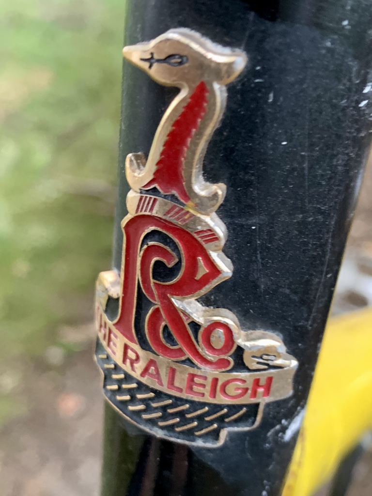 🤘NICE! TALL Sturdy Raleigh  18 speed vintage Bike. image indicator(2)