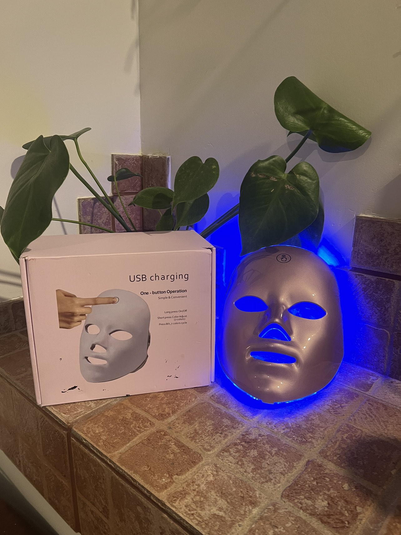 LED Face Rejuvenating Light Therapy Mask - 7 colors - photo 3