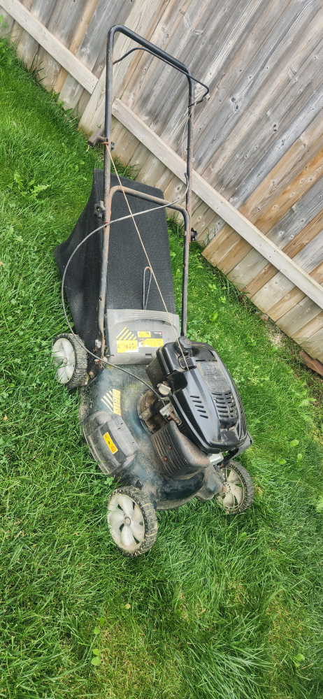 Yardworks Gas Powered Lawn Mower
