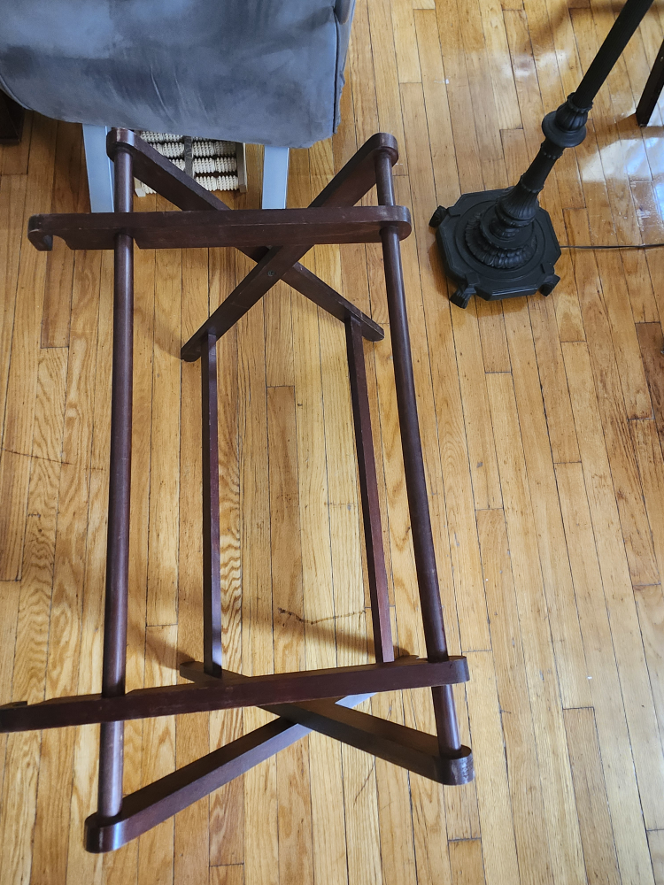 Beautiful folding table, wood. image indicator(3)