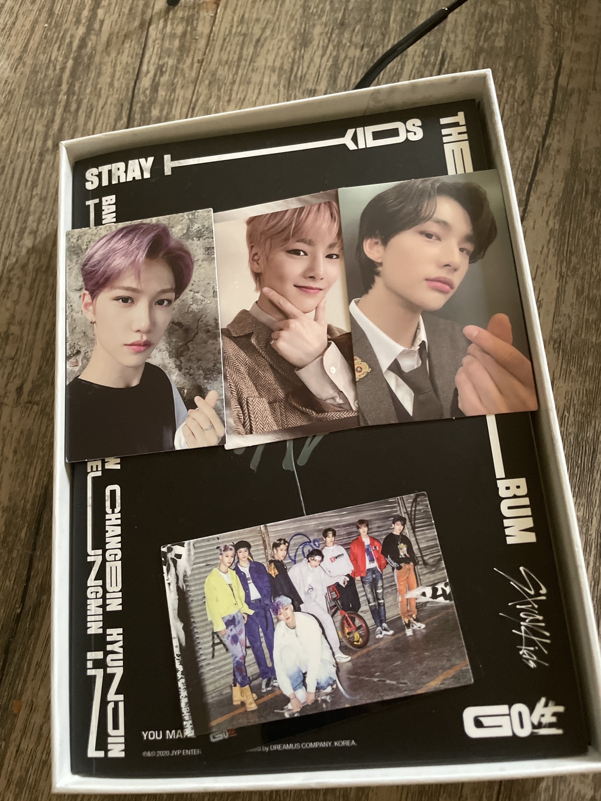 Straykids go album yellow version thumbnail