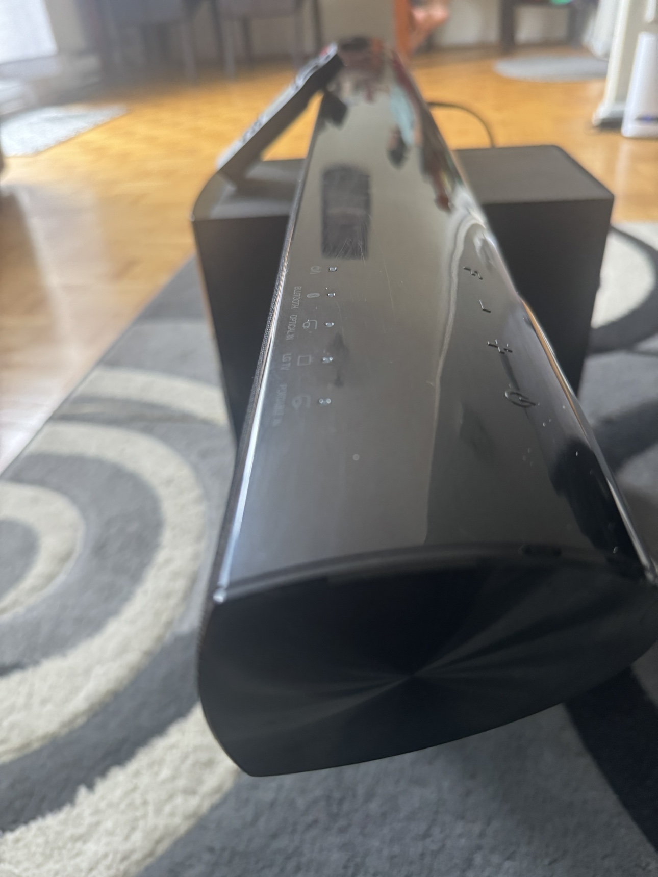 LG sound bar with subwoofer - photo 4