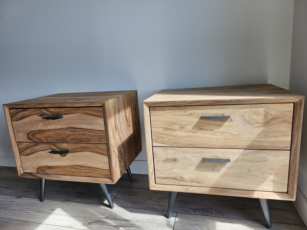 Queen size bed with matrass and bedside tables - photo 4