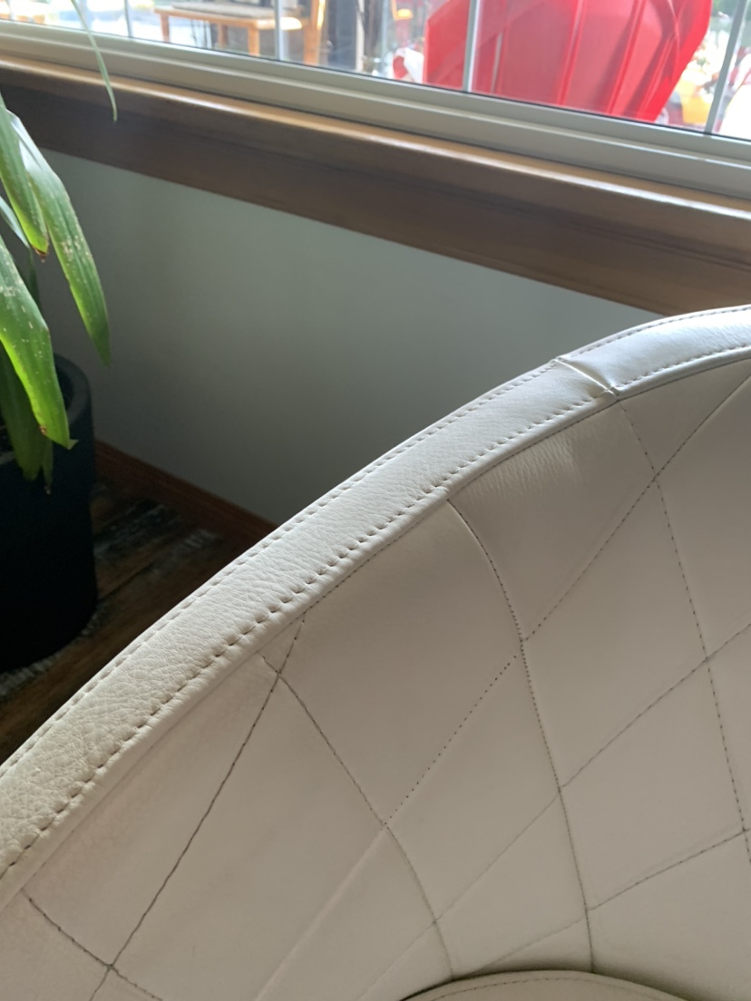 Modern white chair vinyl - photo 3