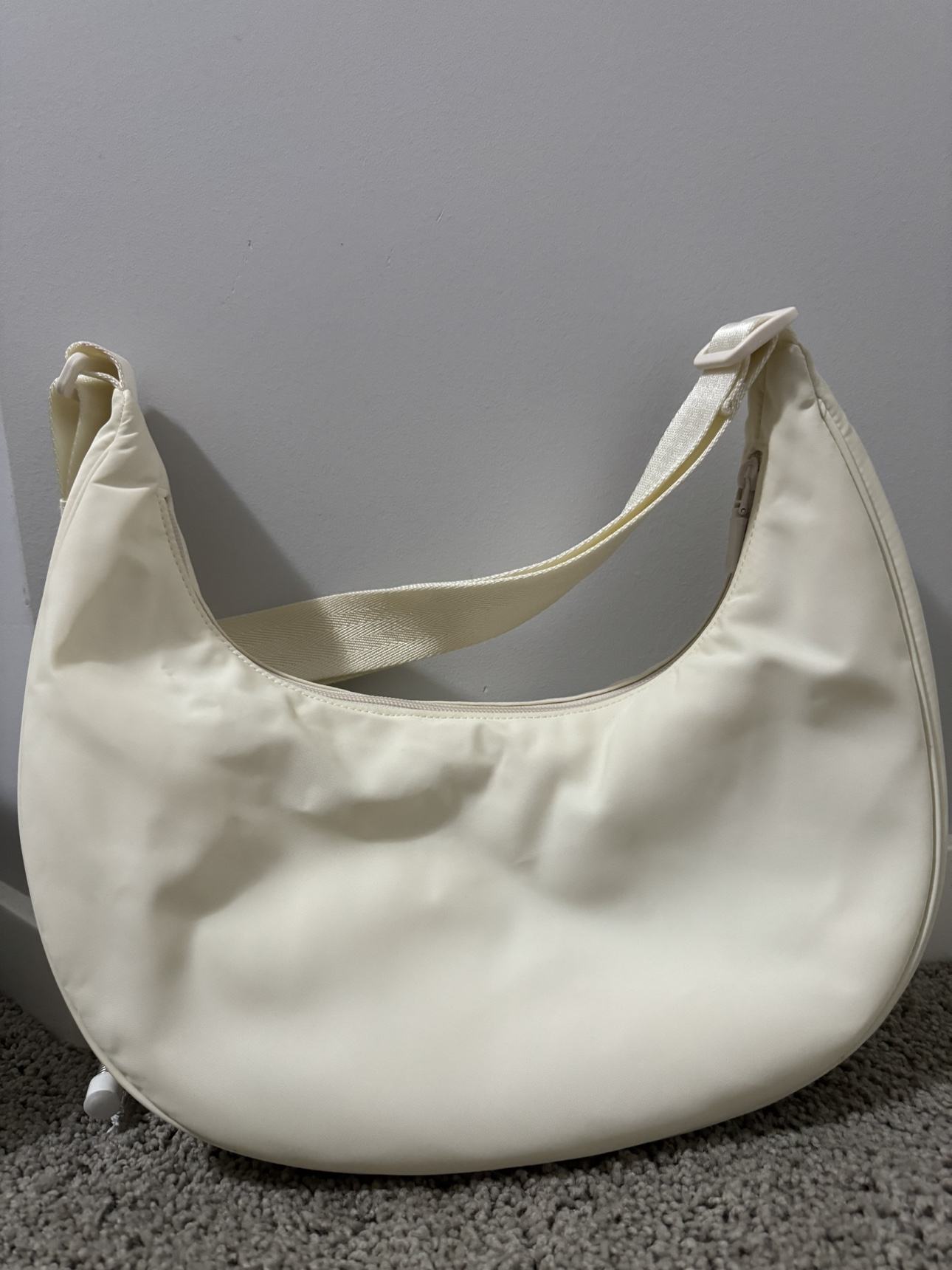 Aritzia Sunday Hobo Bag