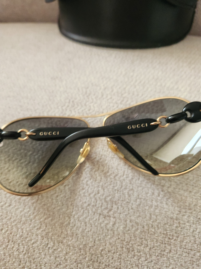 Authentic Gucci Sunglasses - photo 3