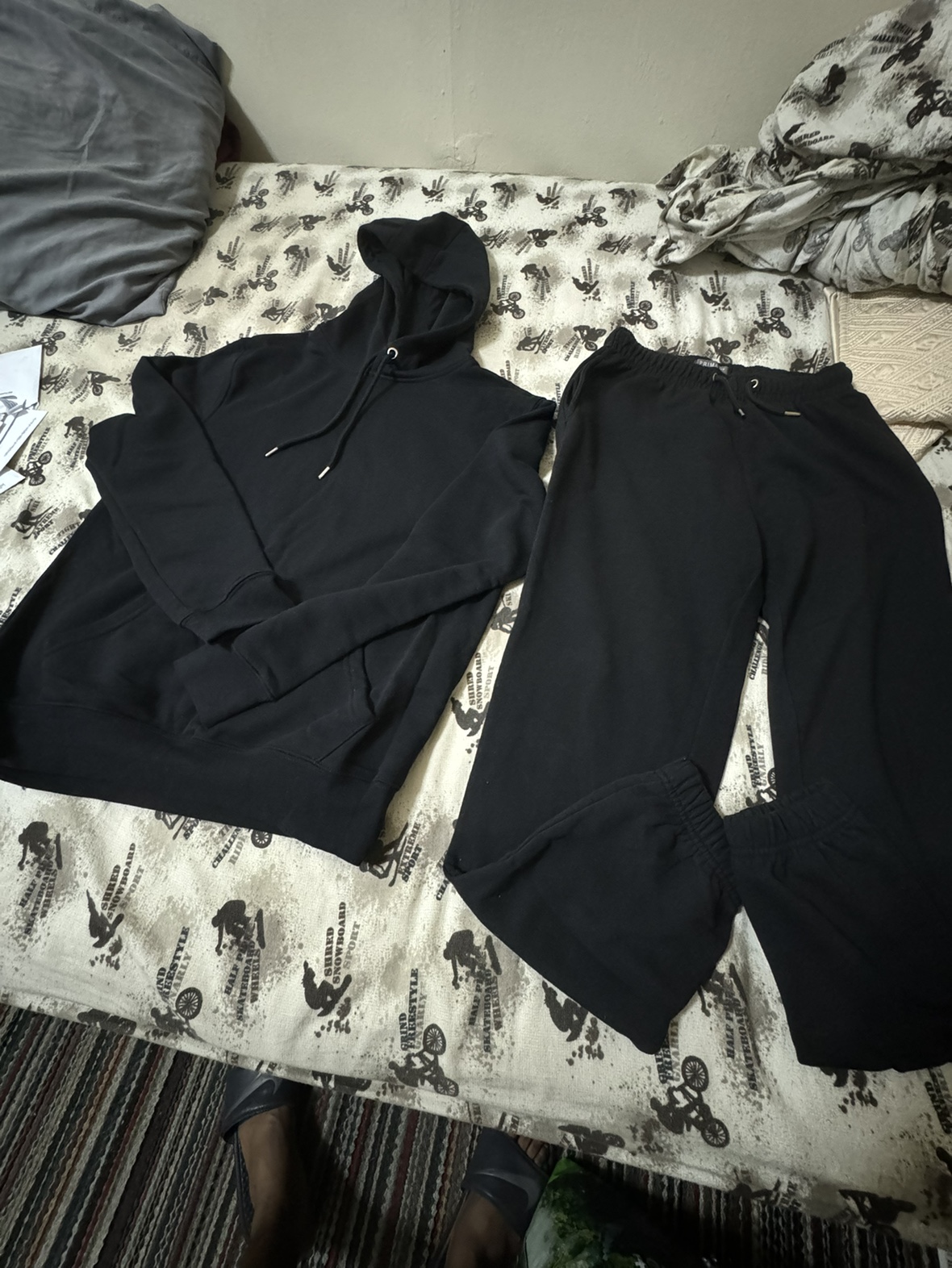 Primark Sweatsuit thumbnail