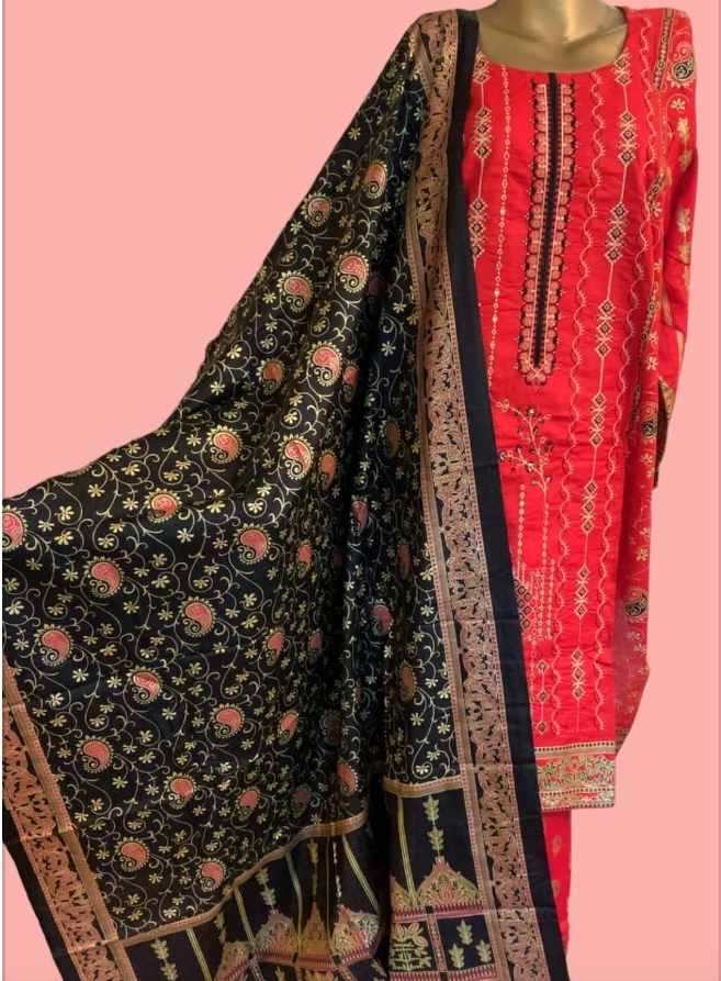 Pakistani Three Piece Stitched Suits - photo 3