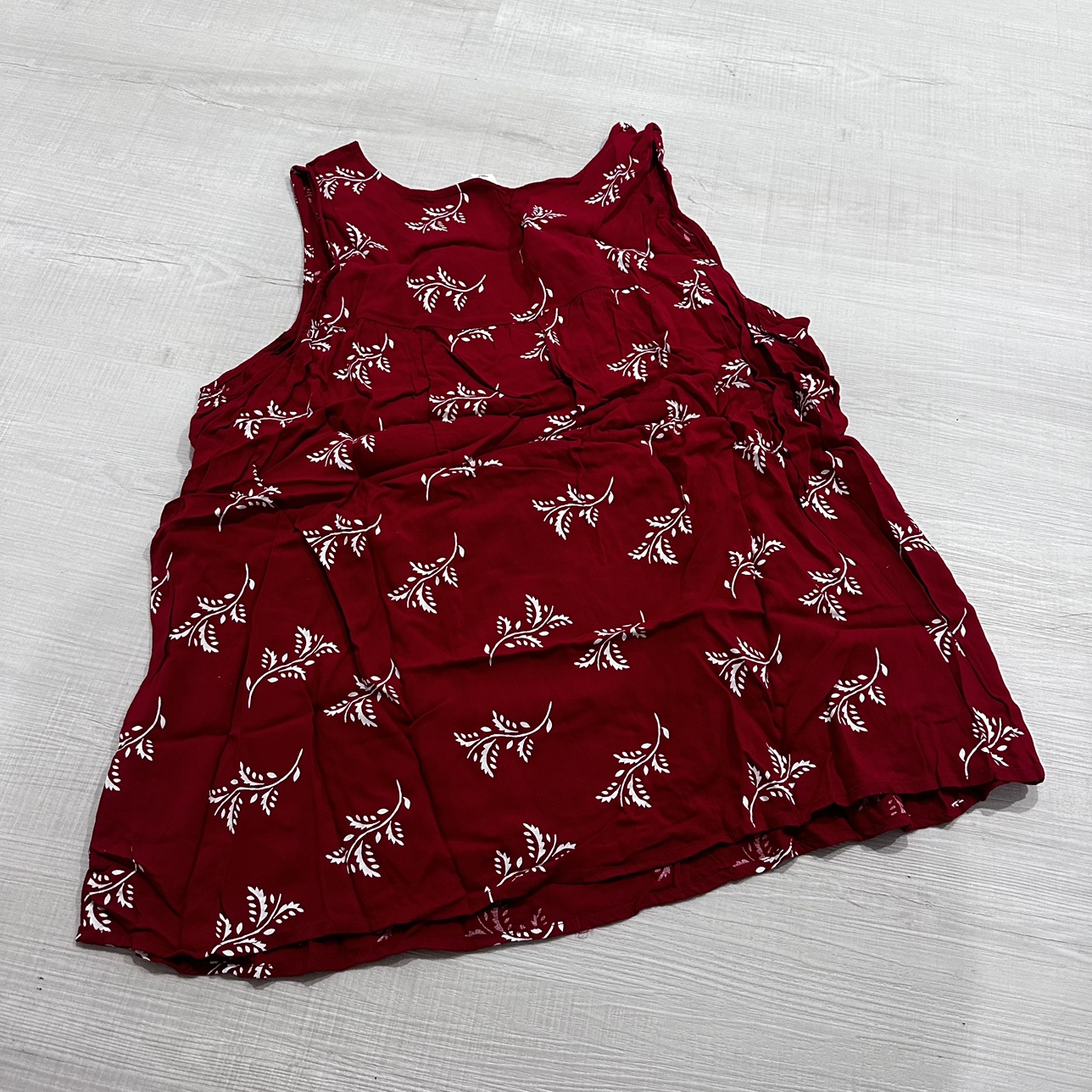 Old Navy Red Floral Tank Top image indicator(2)