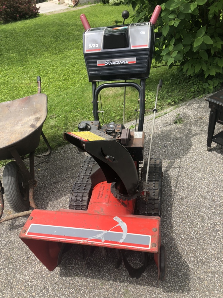 Canadian snowblower - photo 3