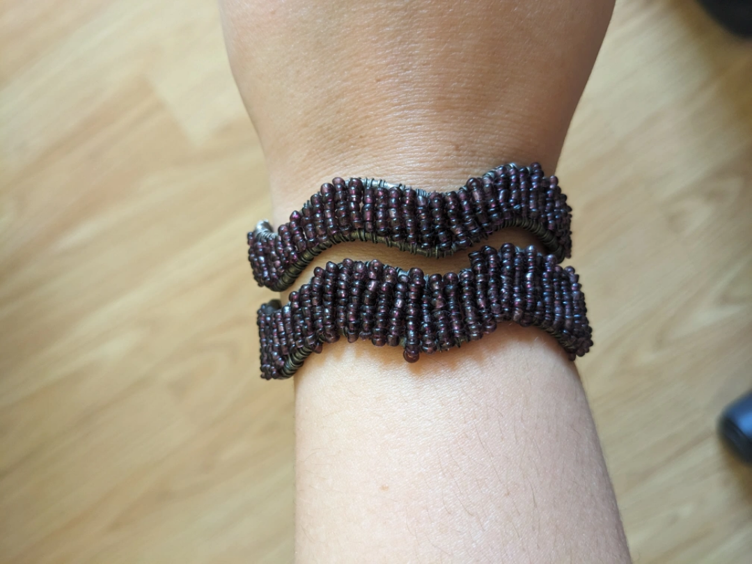 Dark Purple Beaded Wave Bracelet image indicator(3)