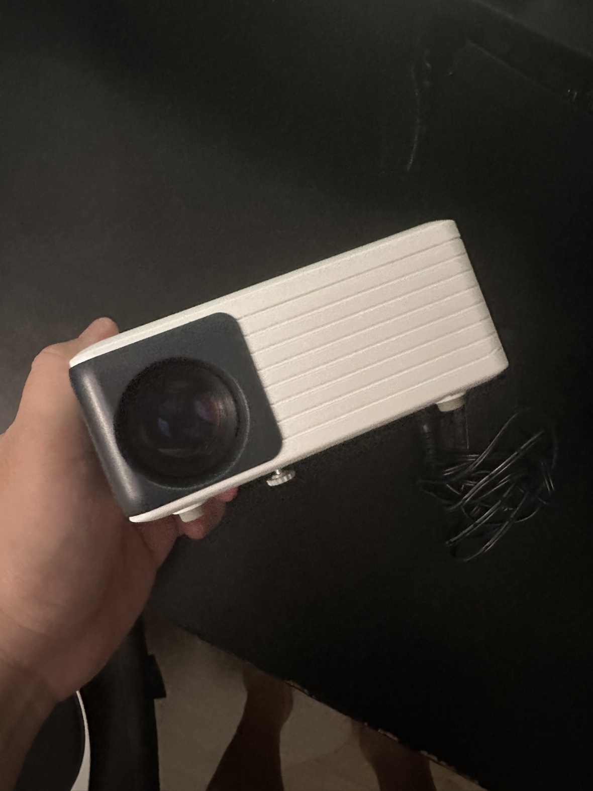 Bluetooth projector - photo 2