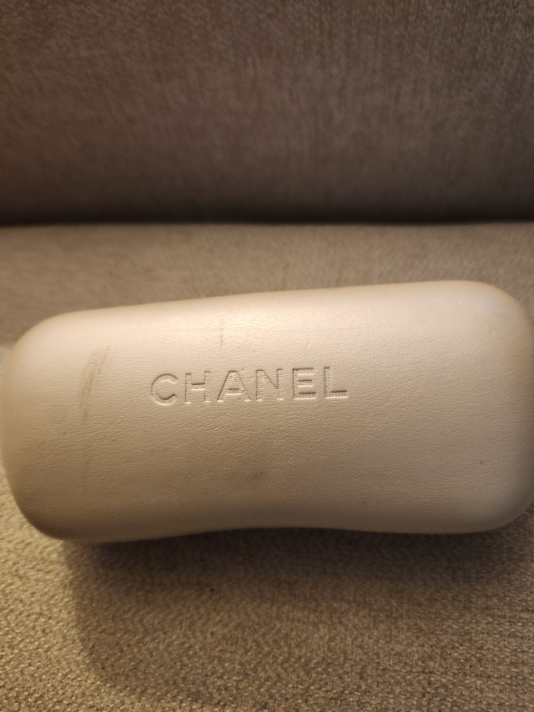 Chanel Eyeglass Case and mauve lens glasses - photo 2