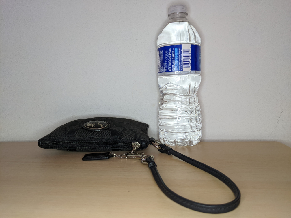 Coach Sutton Signature Wristlet Jacquard Zippered Pouch Leather image indicator(4)