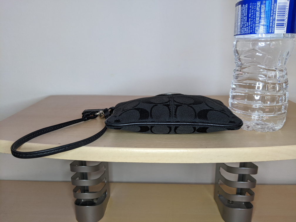 Coach Sutton Signature Wristlet Jacquard Zippered Pouch Leather image indicator(5)