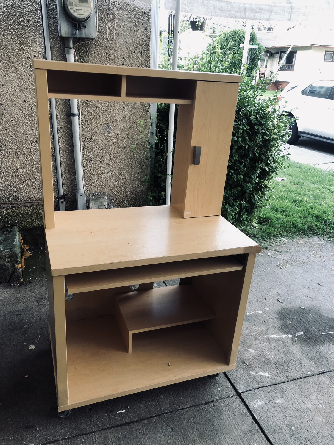 Dressing table