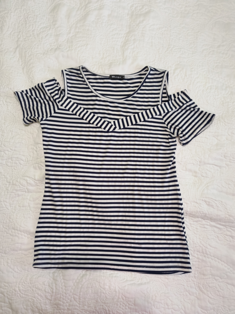 Women's Top 🥕