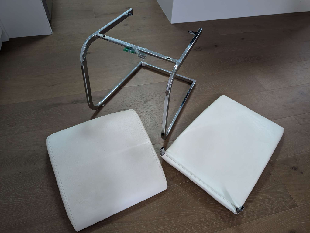 6 Dining Chairs (Structube) image indicator(9)