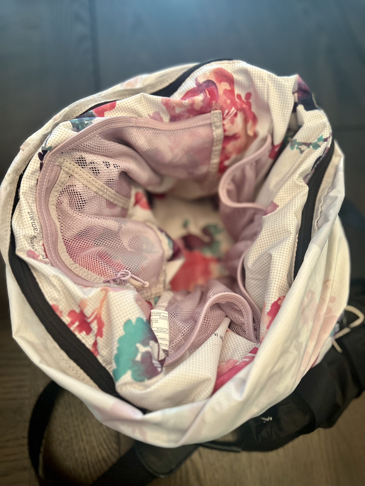 Lululemon Tote / Gym Bag / travel bag image indicator(5)