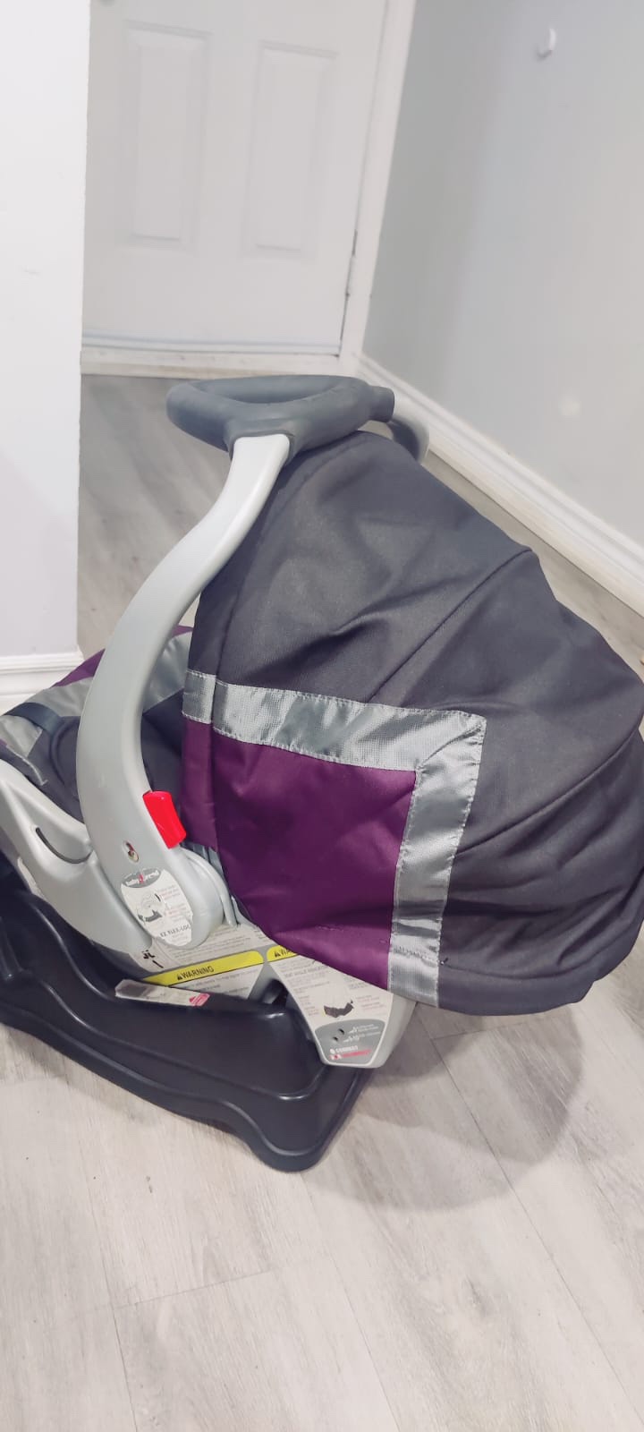 Baby trend car seats (2) - photo 4
