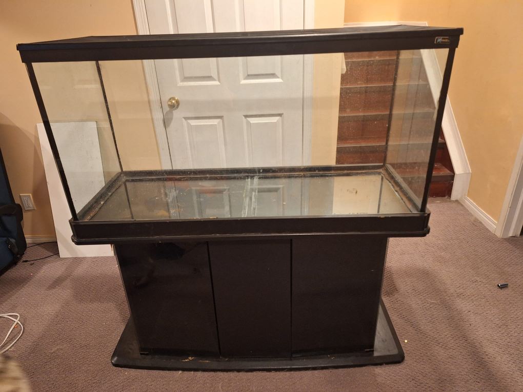 48 Gallon Fish Tank with Stand thumbnail
