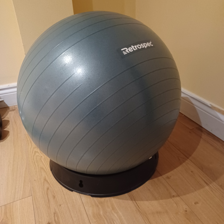 yoga ball with base